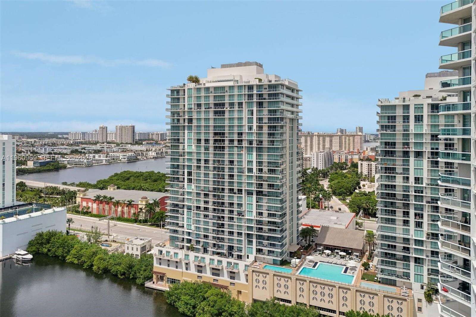 PARQUE TOWERS - 330 Sunny Isles Blvd, Sunny Isles Beach, FL 33160 | Picture 71