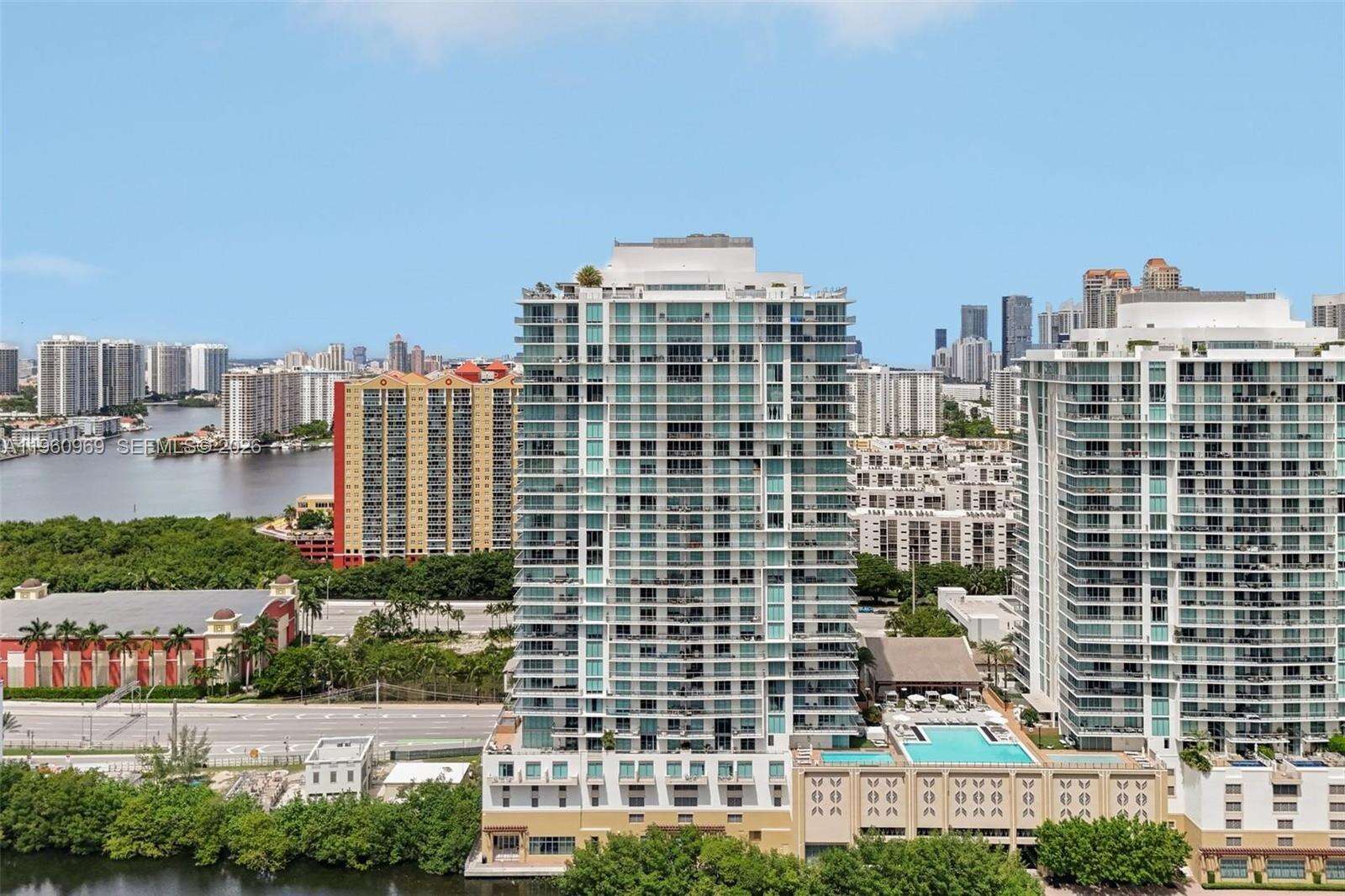 PARQUE TOWERS - 330 Sunny Isles Blvd, Sunny Isles Beach, FL 33160 | Picture 72
