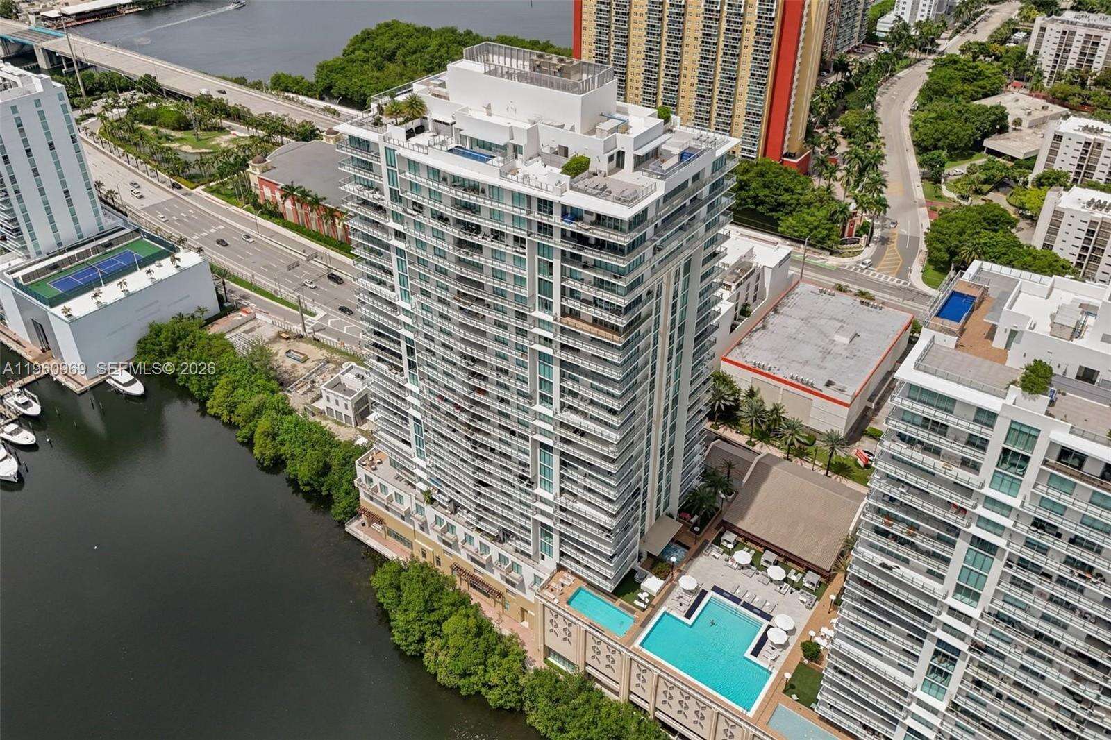 PARQUE TOWERS - 330 Sunny Isles Blvd, Sunny Isles Beach, FL 33160 | Picture 74