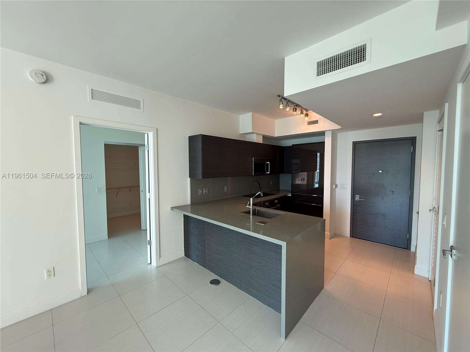 The Bond On Brickell at 1080 Brickell Ave, Miami, FL 33131 - For Sale photo 19