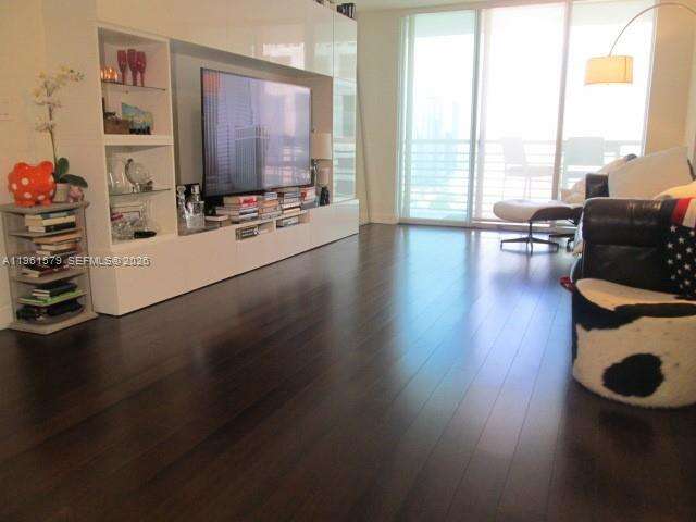 One Miami East at 335 Biscayne Blvd, Miami, FL 33131 - For Sale photo 44