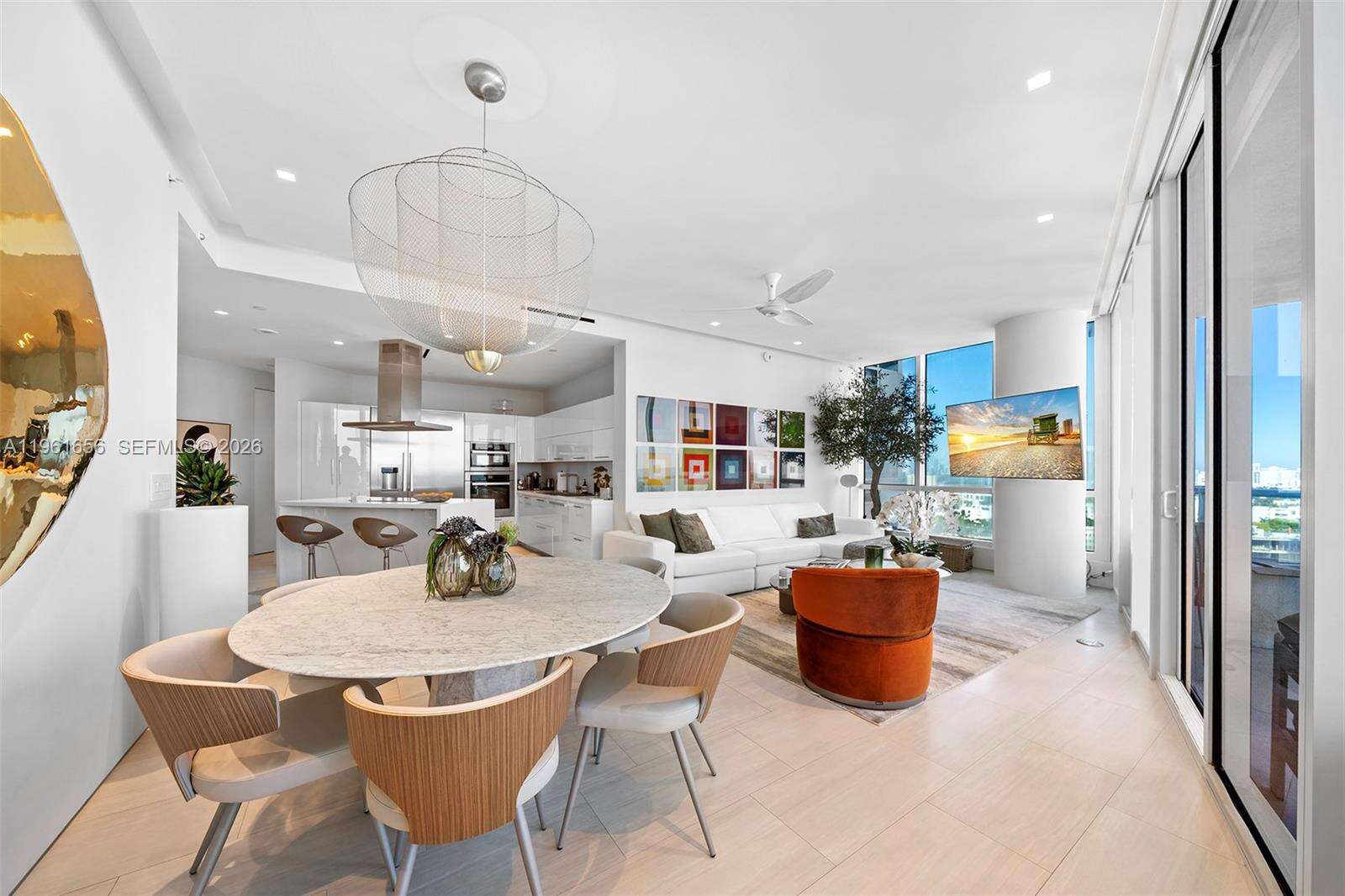 CONTINUUM ON SOUTH BEACH CONDO THE SOUTH TOWER - 100 Pointe Dr, Miami Beach, FL 33139 | Picture 14