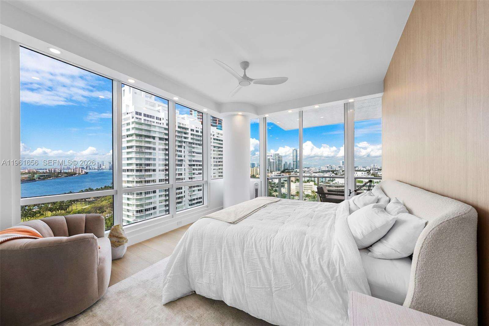 CONTINUUM ON SOUTH BEACH CONDO THE SOUTH TOWER - 100 Pointe Dr, Miami Beach, FL 33139 | Picture 7