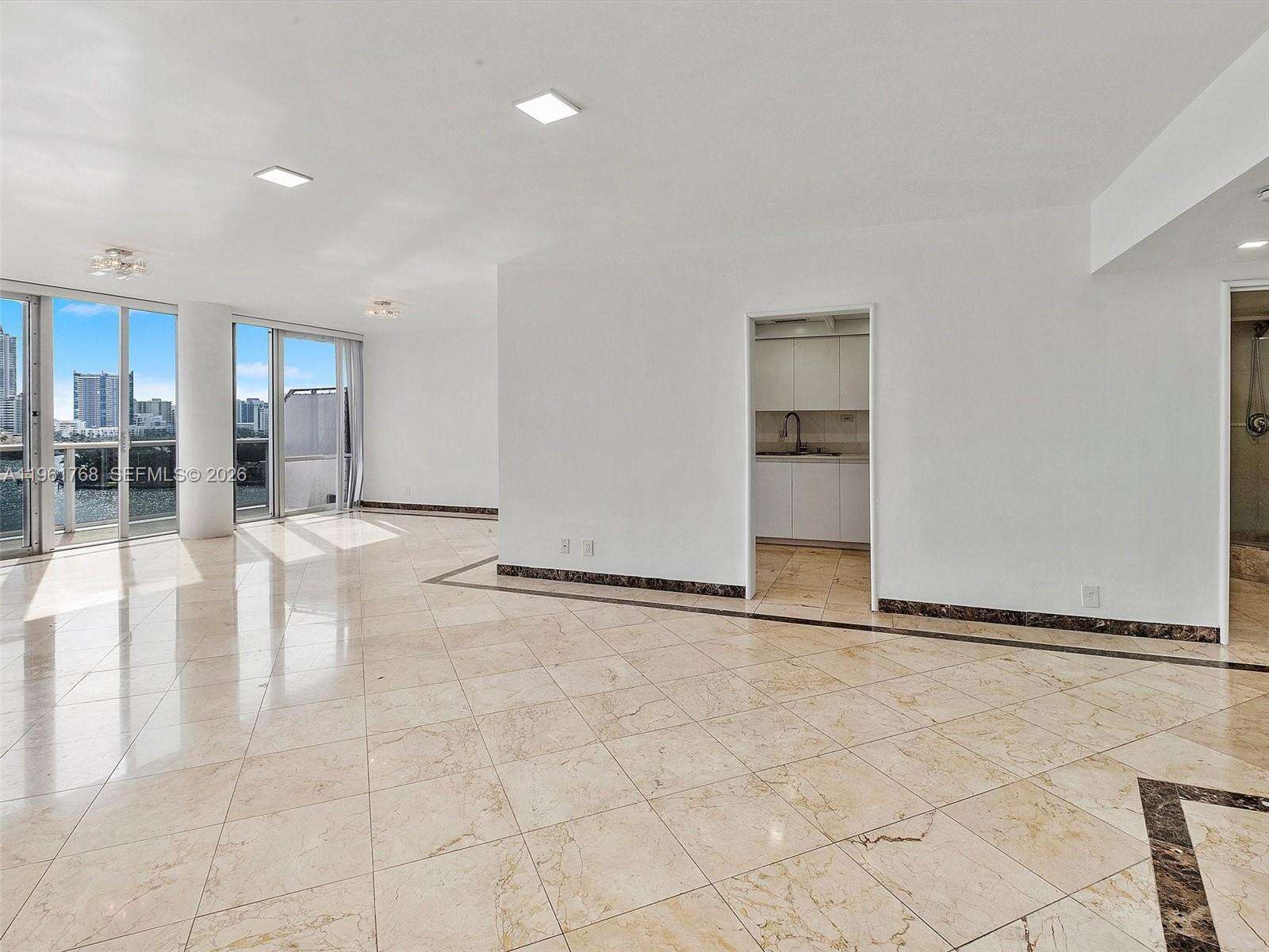 King Cole at 900 Bay Dr, Miami Beach, FL 33141 - For Sale photo 11