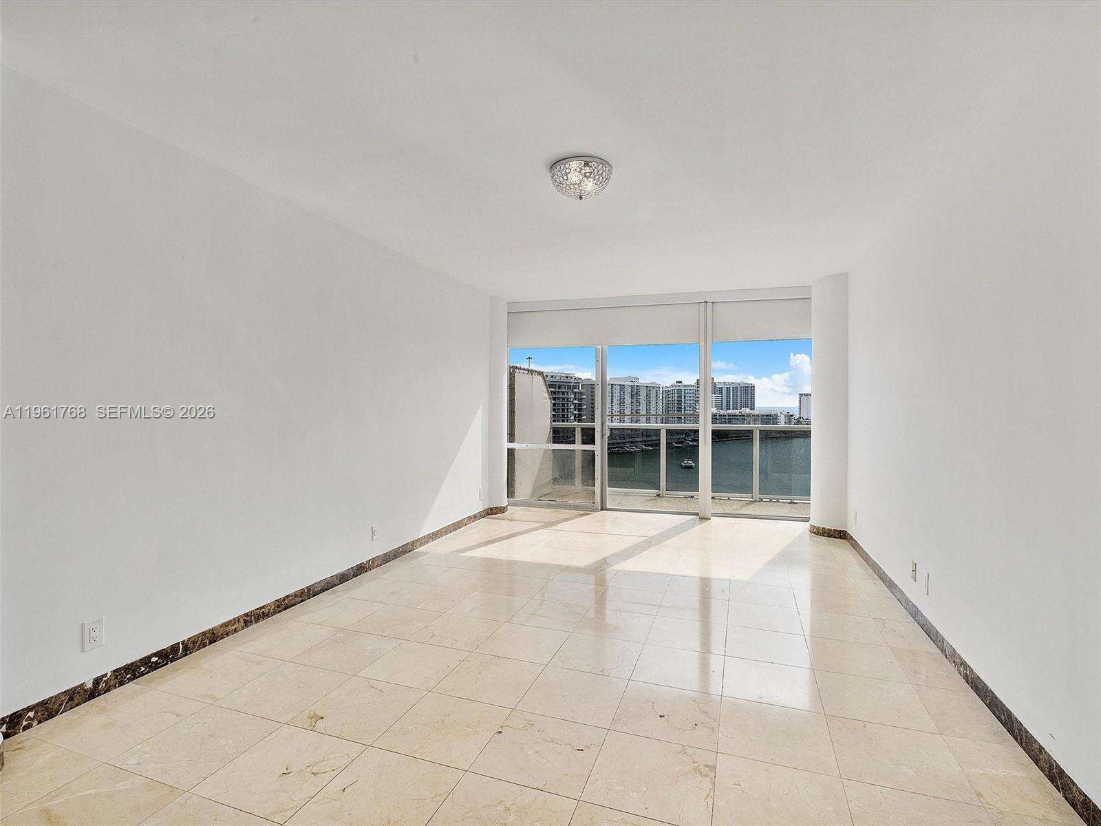 King Cole at 900 Bay Dr, Miami Beach, FL 33141 - For Sale photo 13