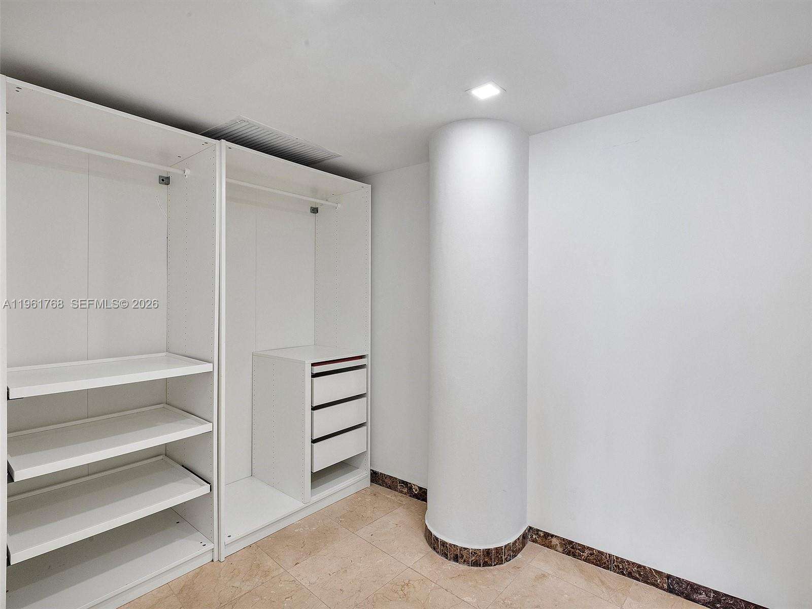 King Cole at 900 Bay Dr, Miami Beach, FL 33141 - For Sale photo 15