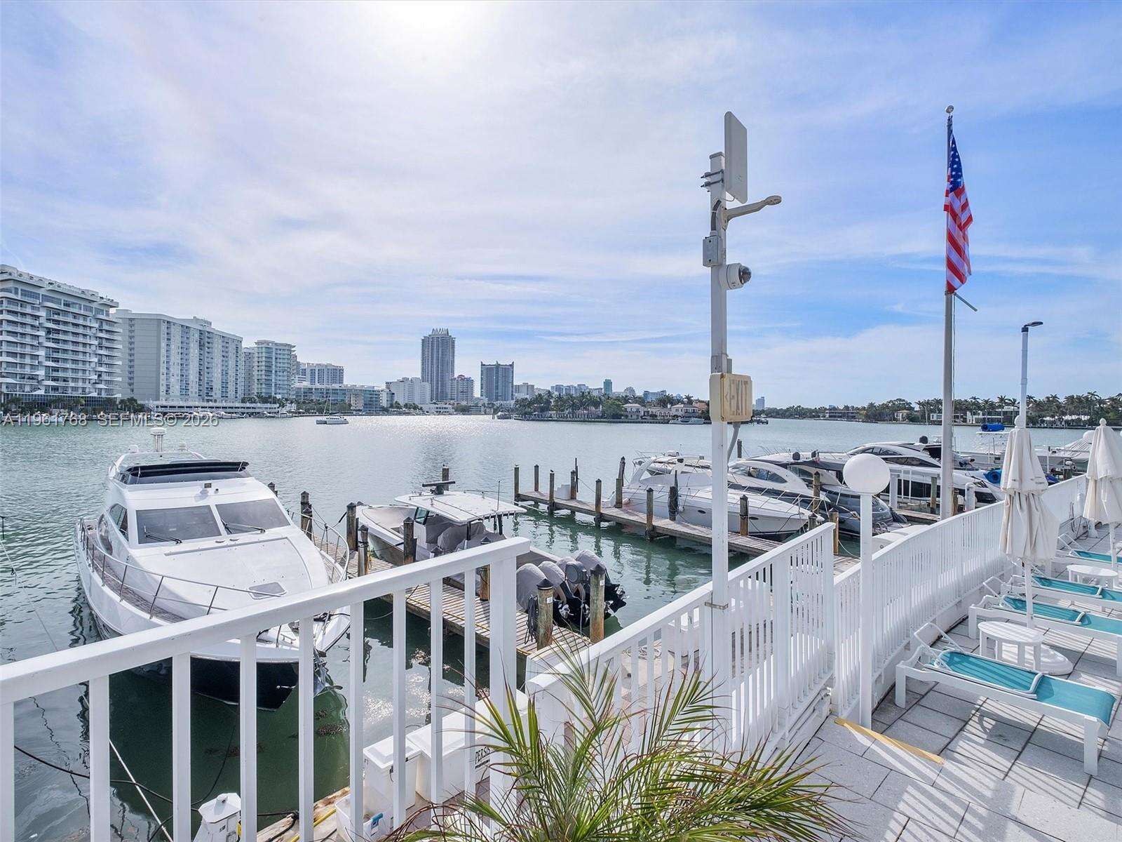 King Cole at 900 Bay Dr, Miami Beach, FL 33141 - For Sale photo 20