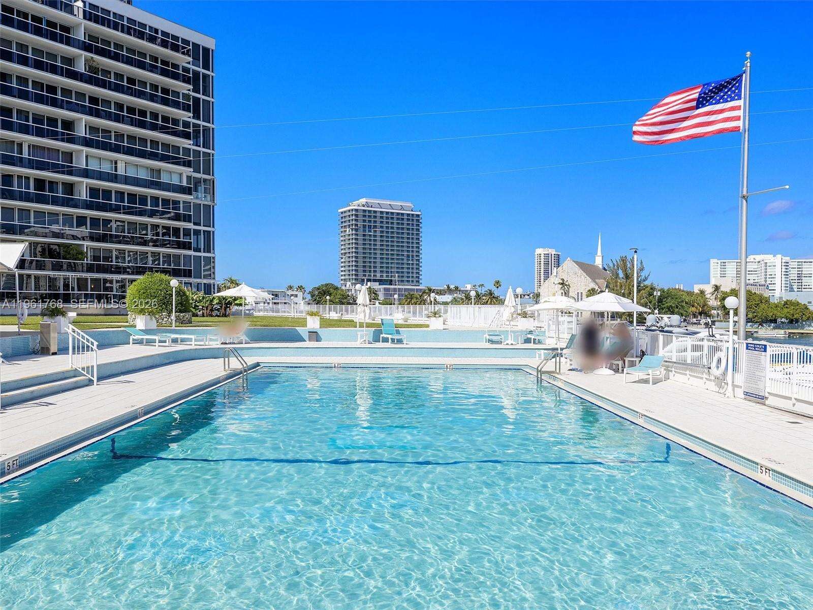 King Cole at 900 Bay Dr, Miami Beach, FL 33141 - For Sale photo 3