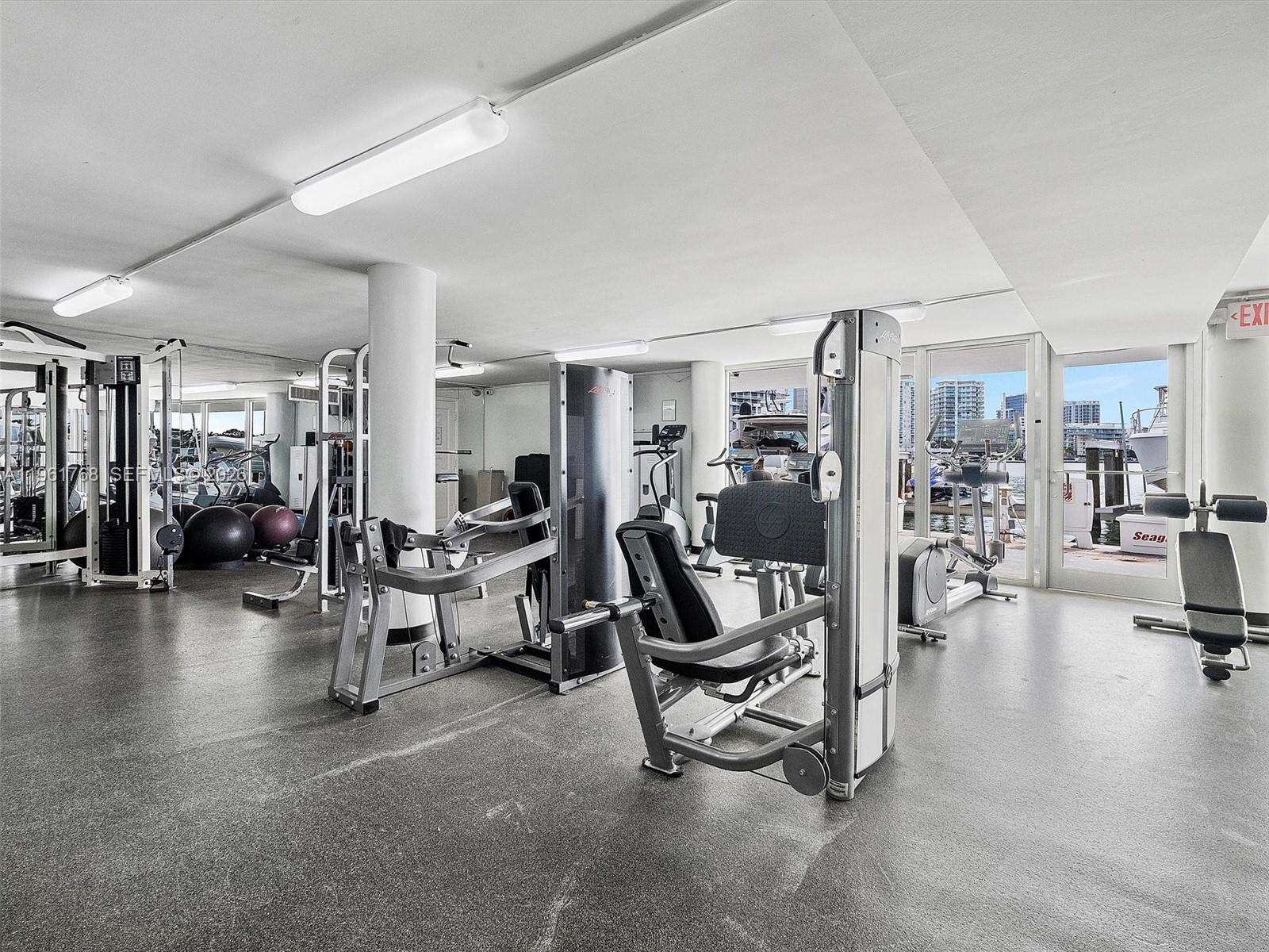 King Cole at 900 Bay Dr, Miami Beach, FL 33141 - For Sale photo 23