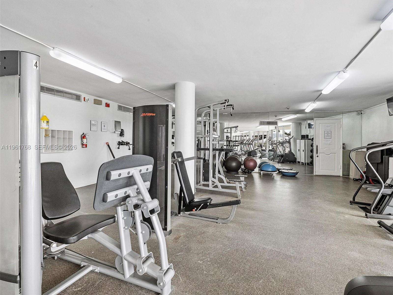 King Cole at 900 Bay Dr, Miami Beach, FL 33141 - For Sale photo 24
