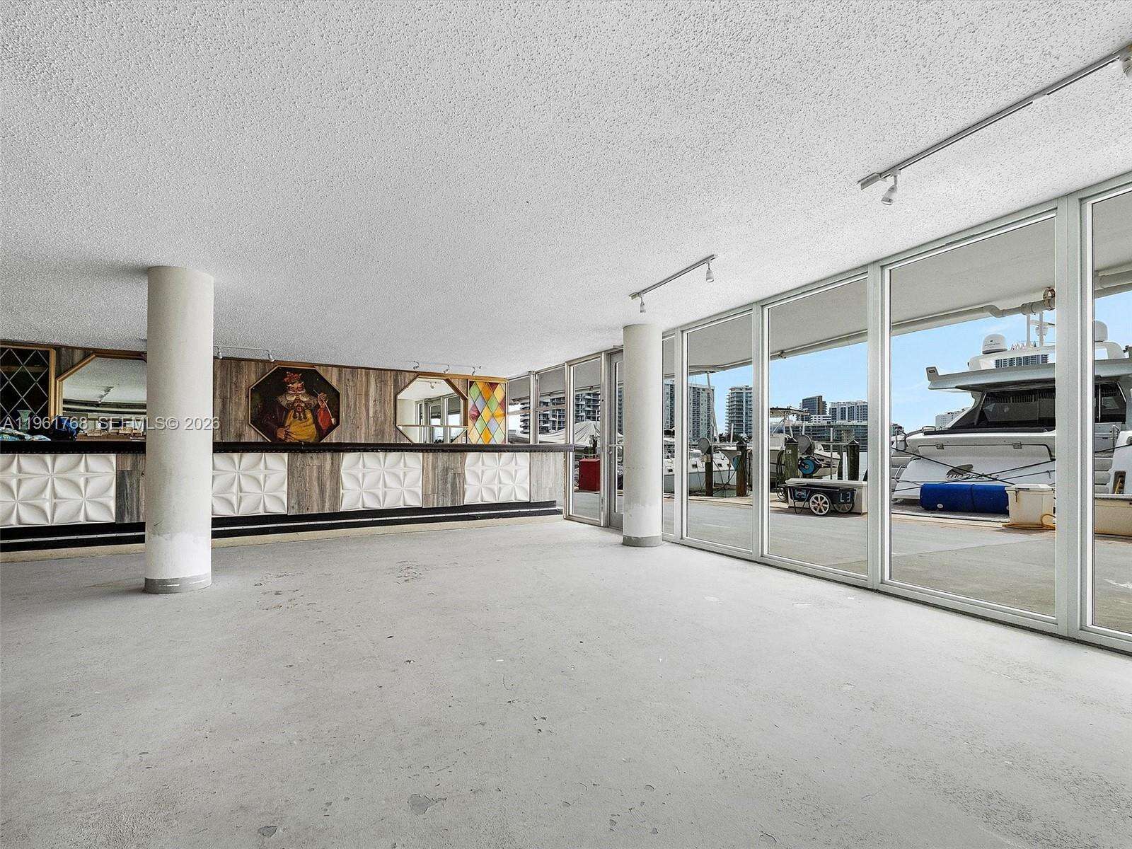 King Cole at 900 Bay Dr, Miami Beach, FL 33141 - For Sale photo 28