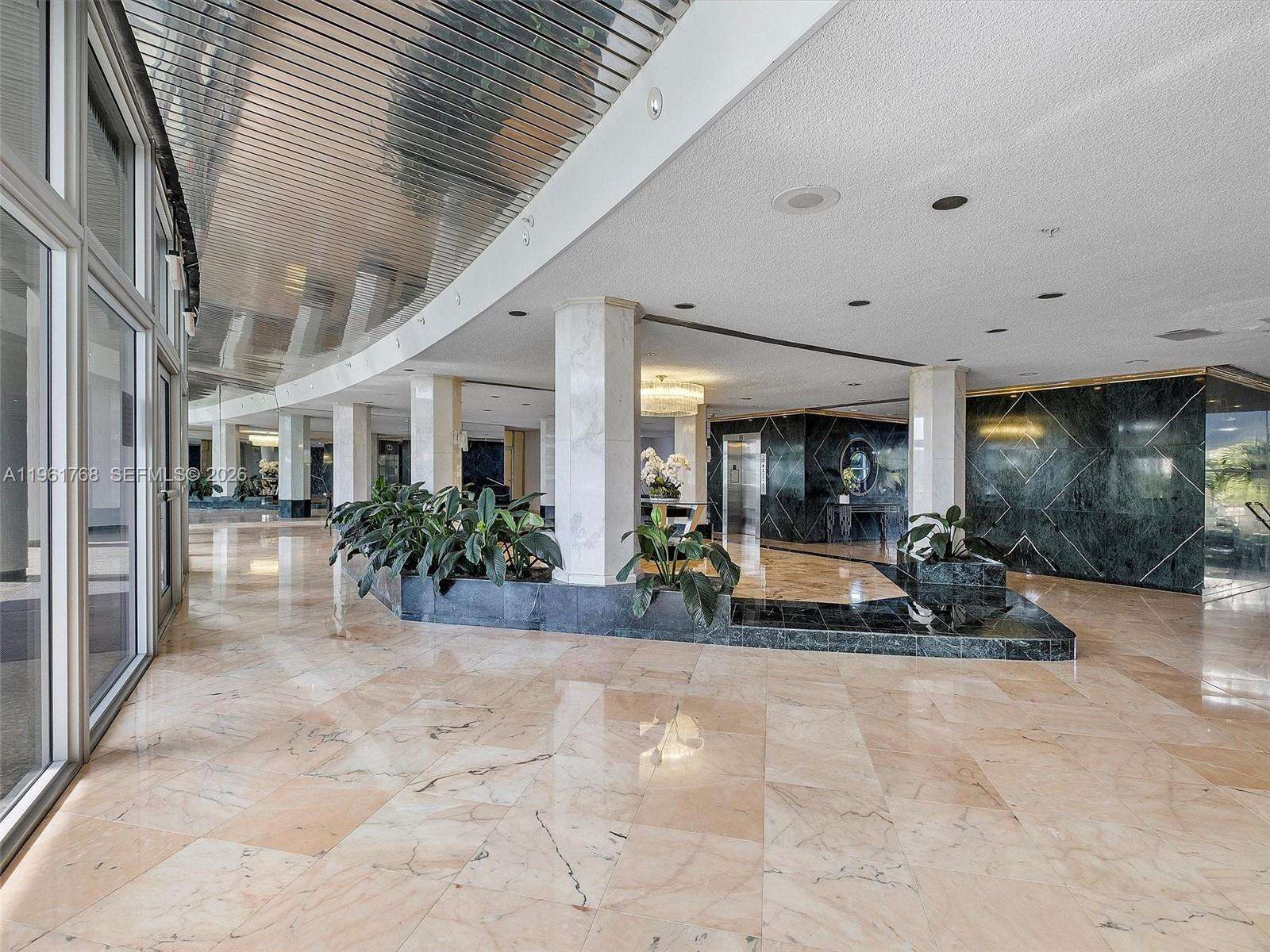 King Cole at 900 Bay Dr, Miami Beach, FL 33141 - For Sale photo 34