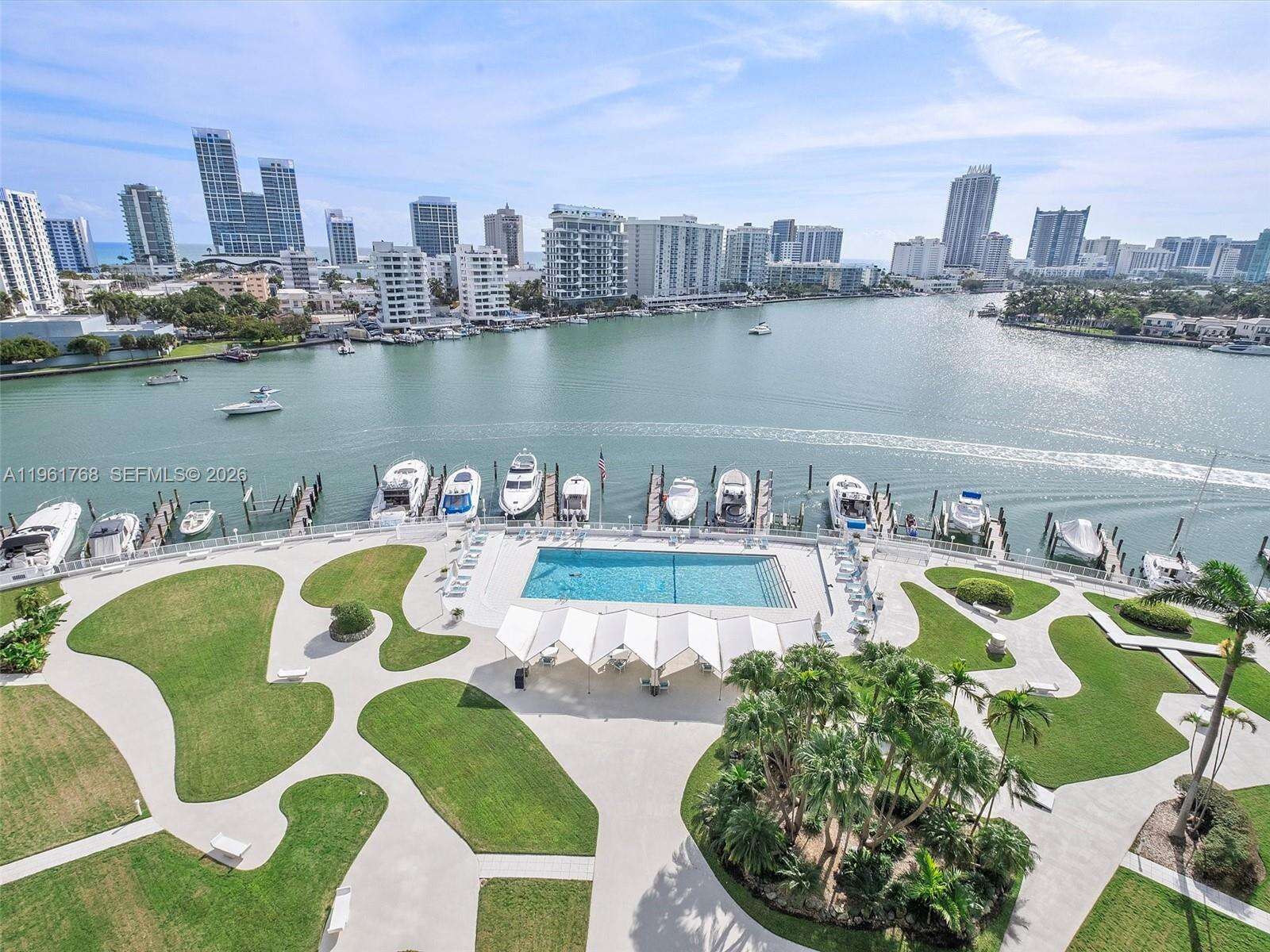 King Cole at 900 Bay Dr, Miami Beach, FL 33141 - For Sale photo 38