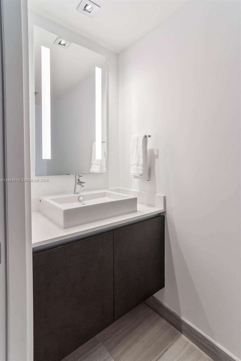 Echo Brickell at 1451 Brickell Ave, Miami, FL 33131 - For Sale photo 11