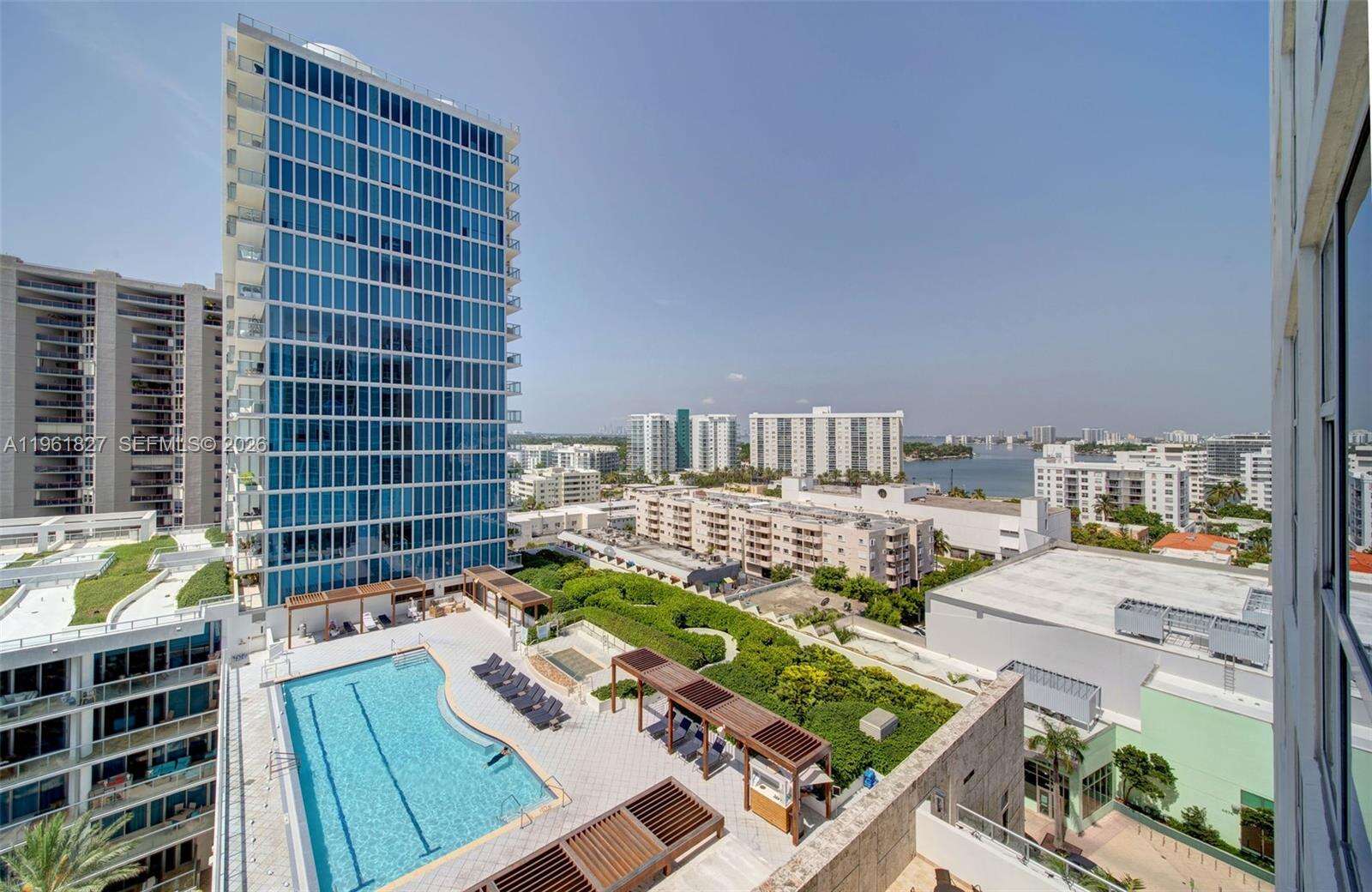 CENTRAL CARILLON BEACH - 6801 Collins Ave, Miami Beach, FL 33141 | Picture 13