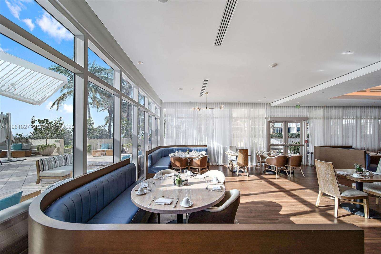 CENTRAL CARILLON BEACH - 6801 Collins Ave, Miami Beach, FL 33141 | Picture 35