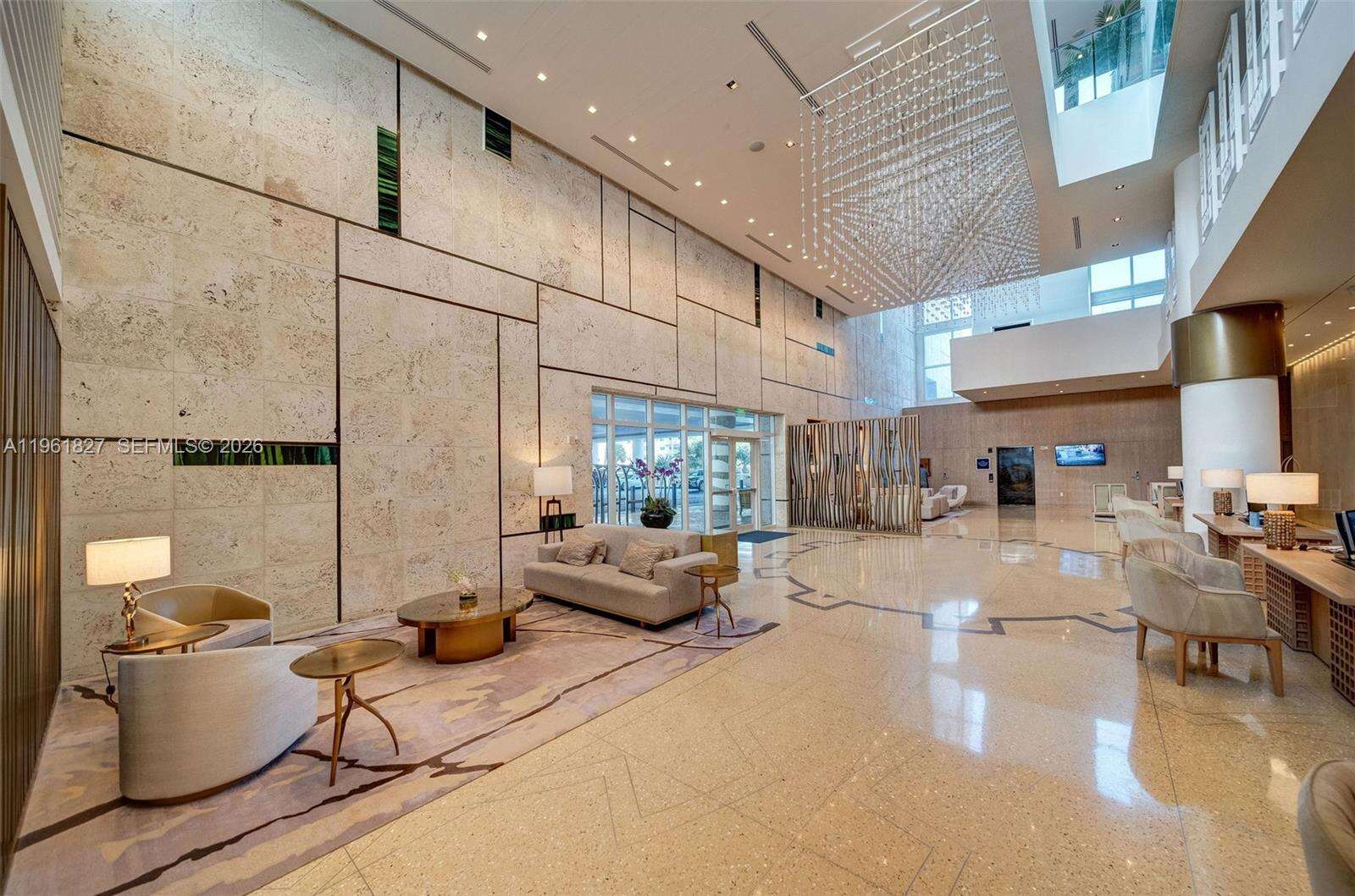 CENTRAL CARILLON BEACH - 6801 Collins Ave, Miami Beach, FL 33141 | Picture 41