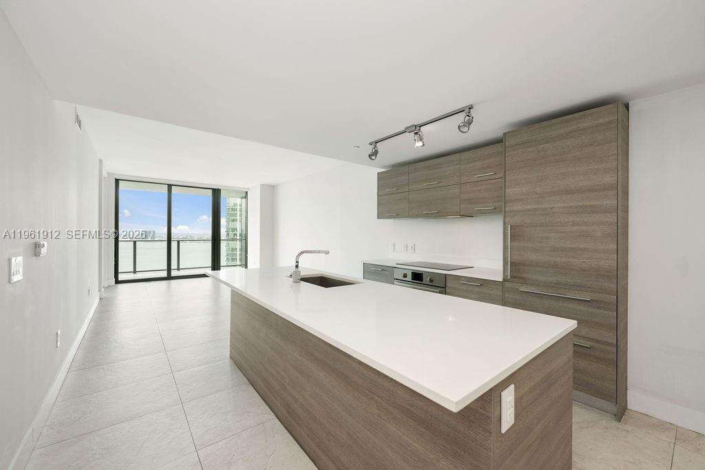Paraiso Bay at 650 32 St, Miami, FL 33137 - For Sale photo 19