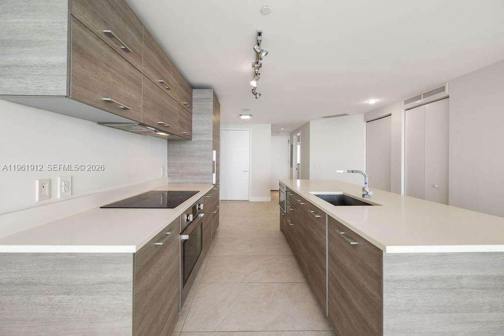 Paraiso Bay at 650 32 St, Miami, FL 33137 - For Sale photo 21
