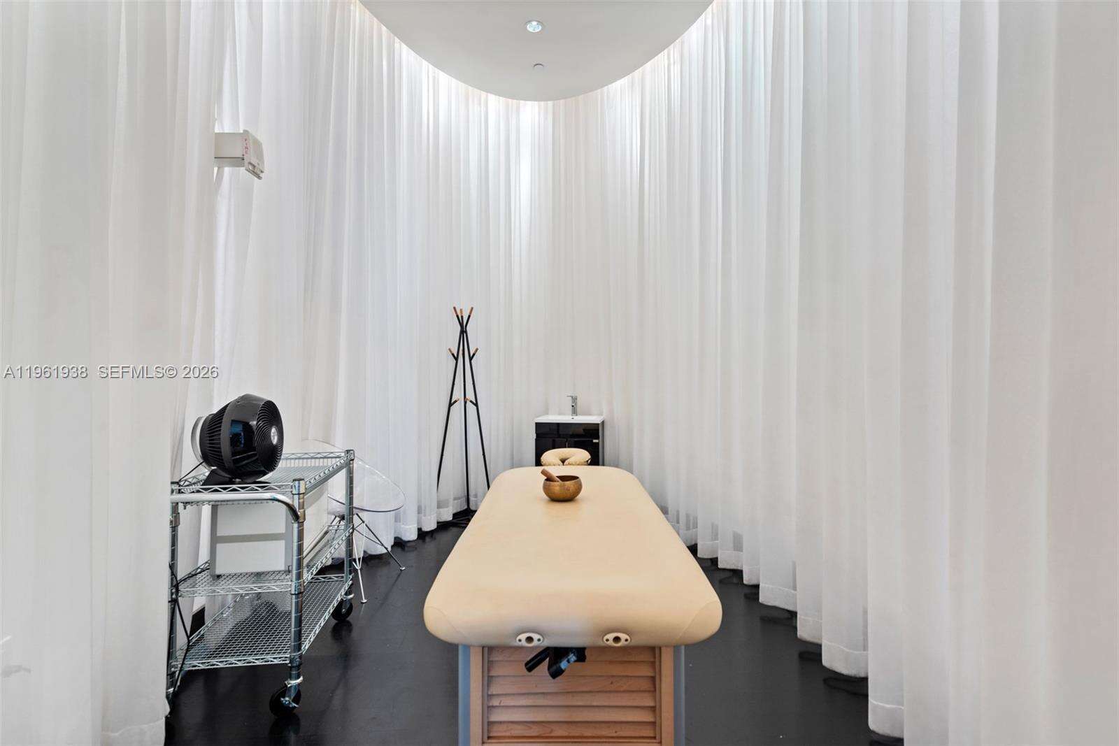 ICON - 450 Alton Rd, Miami Beach, FL 33139 | Picture 23