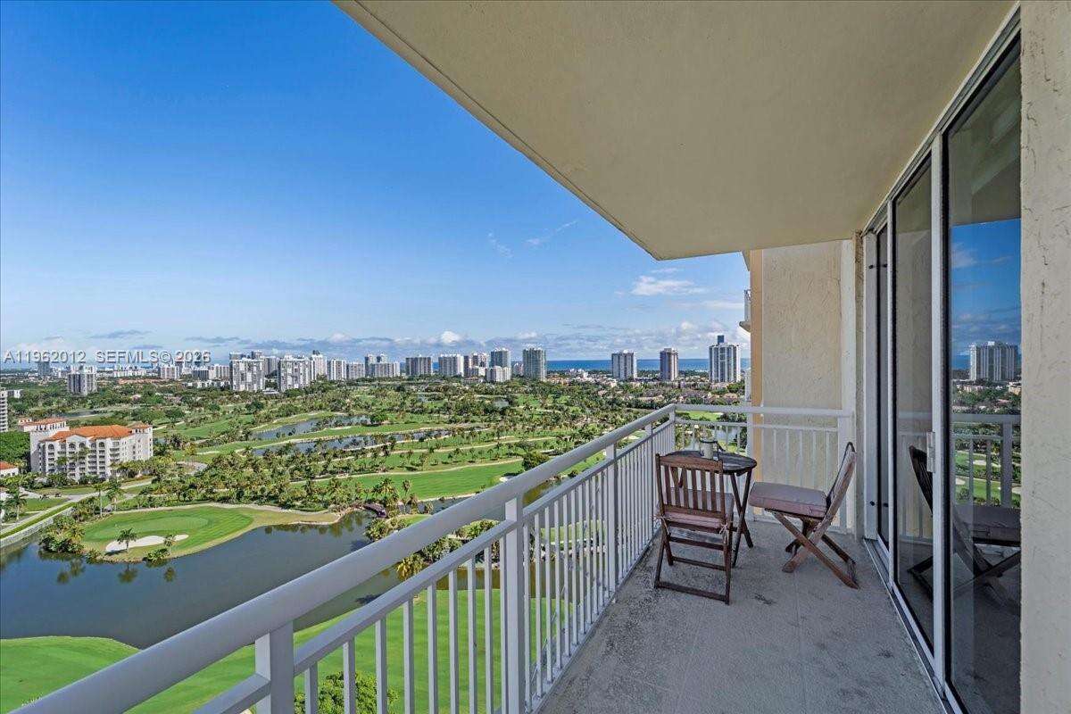 Turnberry On The Green at 19501 Country Club Dr, Aventura, FL 33180 - For Sale photo 20