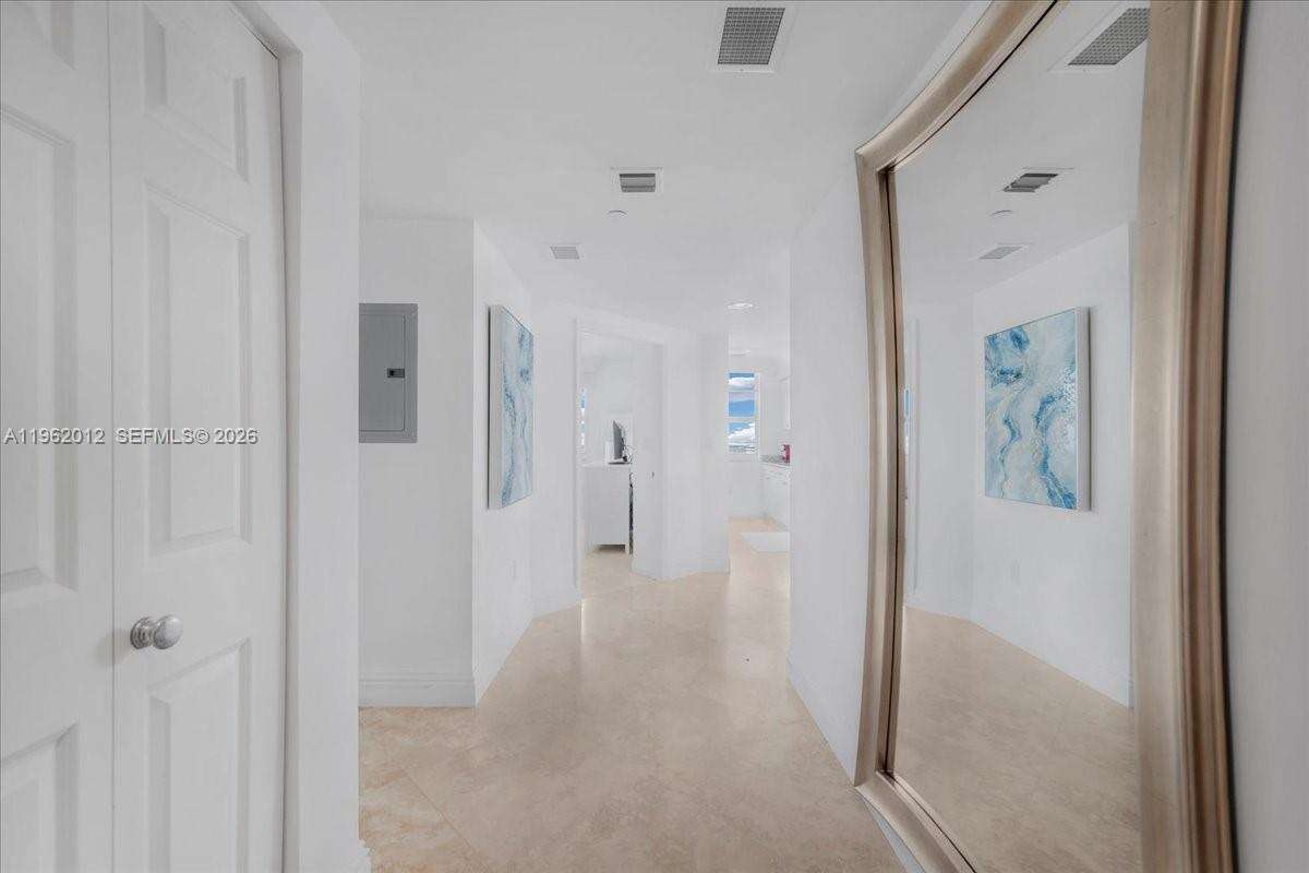 Turnberry On The Green at 19501 Country Club Dr, Aventura, FL 33180 - For Sale photo 3