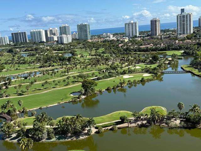 Turnberry On The Green at 19501 Country Club Dr, Aventura, FL 33180 - For Sale photo 22