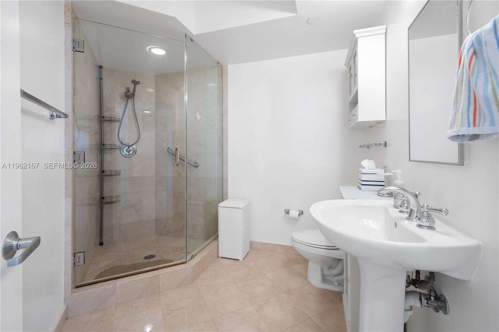 AKOYA - 6365 Collins Ave, Miami Beach, FL 33141 | Picture 18