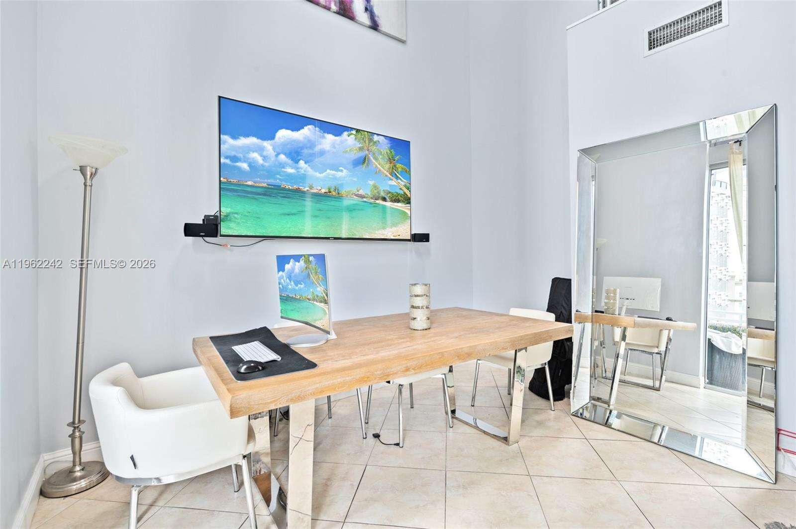 1060 Brickell at 1050 Brickell Ave, Miami, FL 33131 - For Sale photo 15