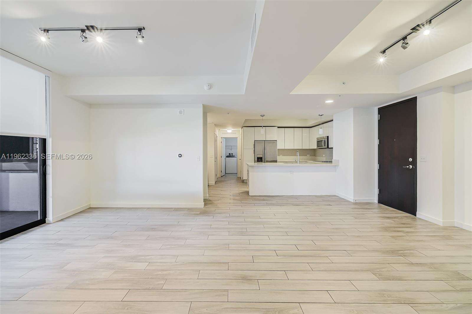 Nine At Mary Brickell Village at 999 1 Ave, Miami, FL 33130 - For Sale photo 6