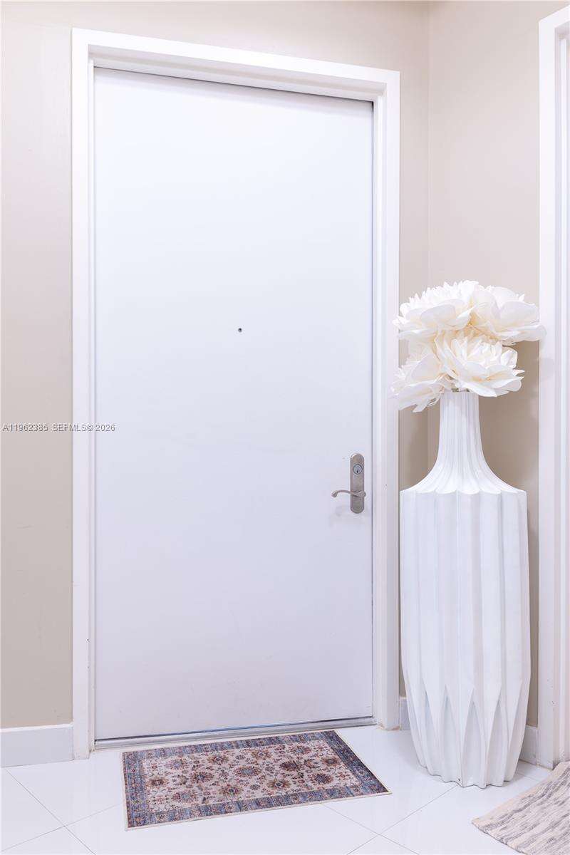 TDR TOWER I - 16001 Collins Ave, Sunny Isles Beach, FL 33160 | Picture 2