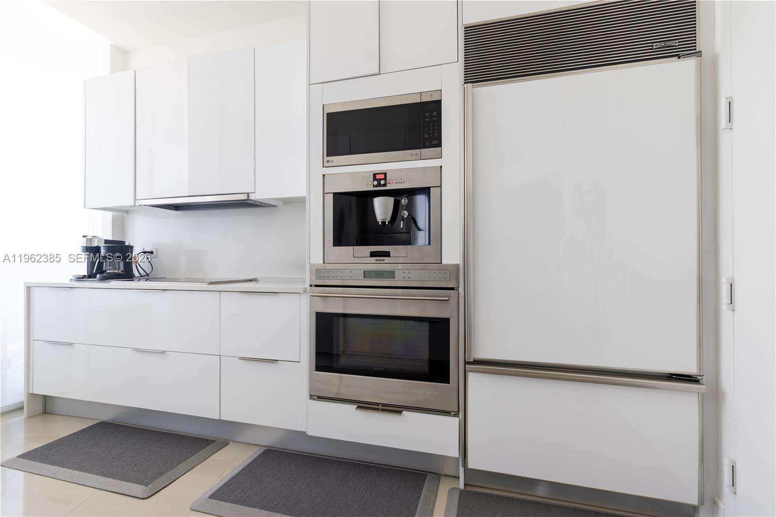 TDR TOWER I - 16001 Collins Ave, Sunny Isles Beach, FL 33160 | Picture 12