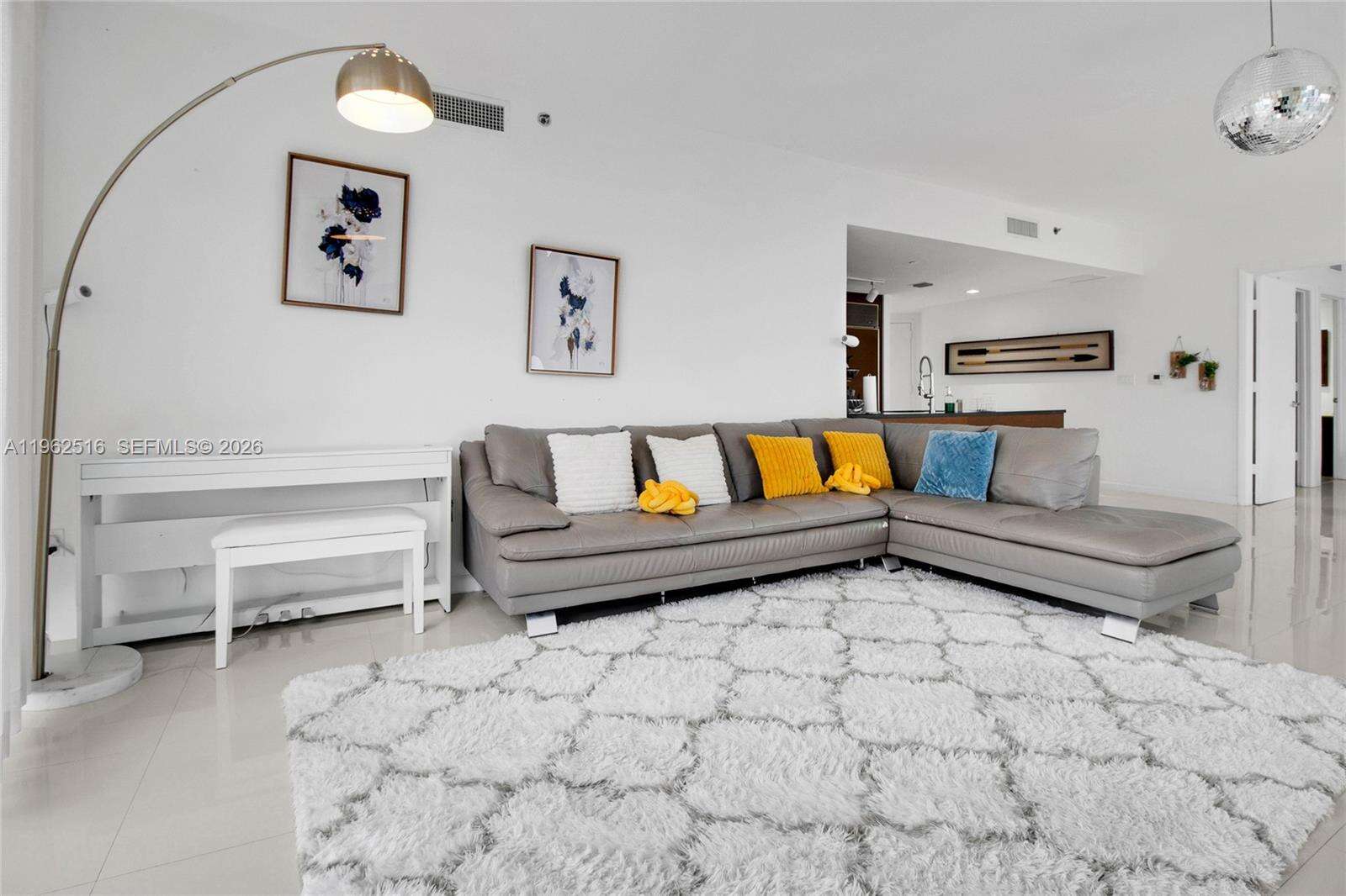 ICONBRICKELL CONDO NO 1 - 465 Brickell Ave, Miami, FL 33131 | Picture 20