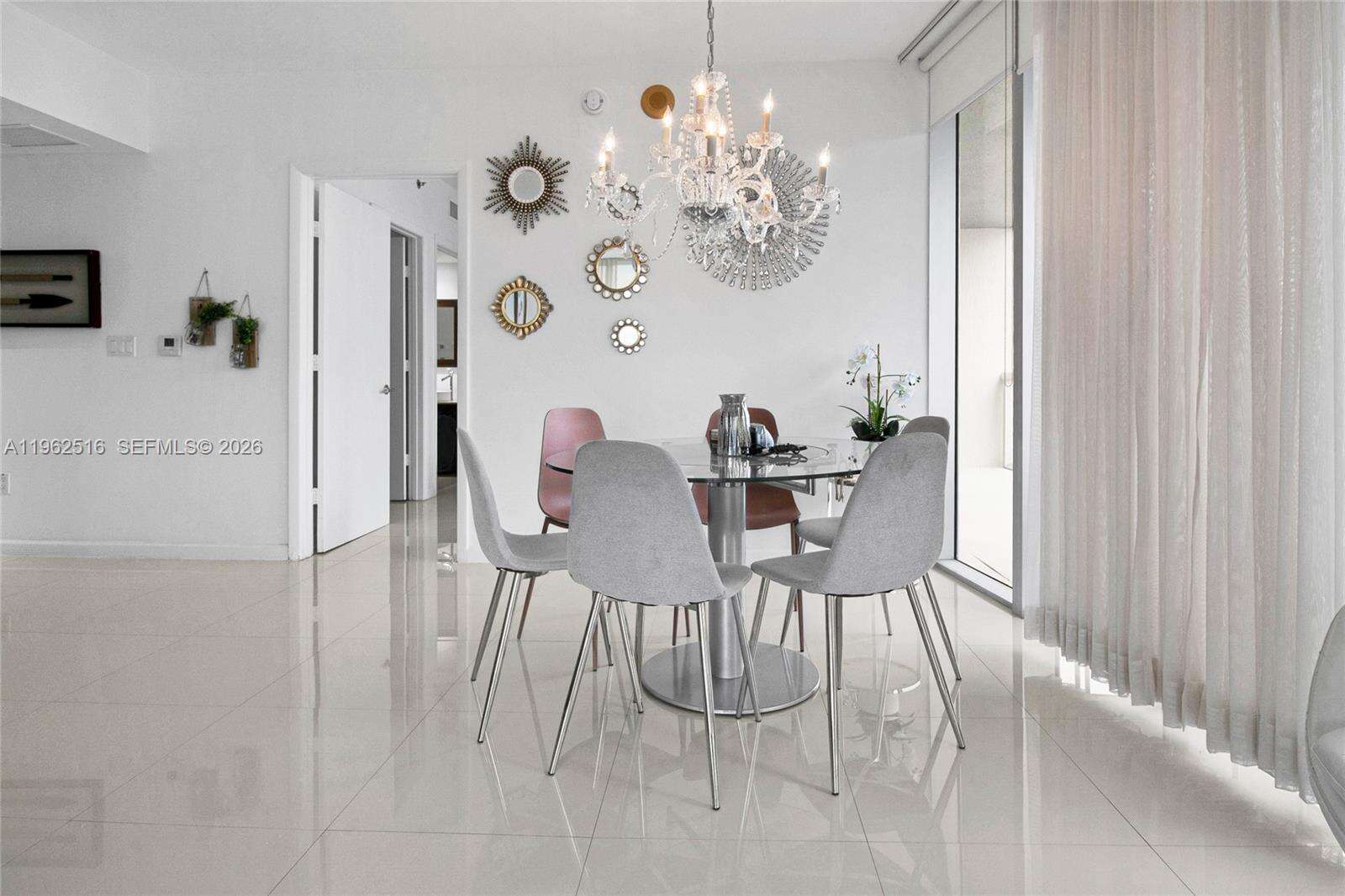 ICONBRICKELL CONDO NO 1 - 465 Brickell Ave, Miami, FL 33131 | Picture 22