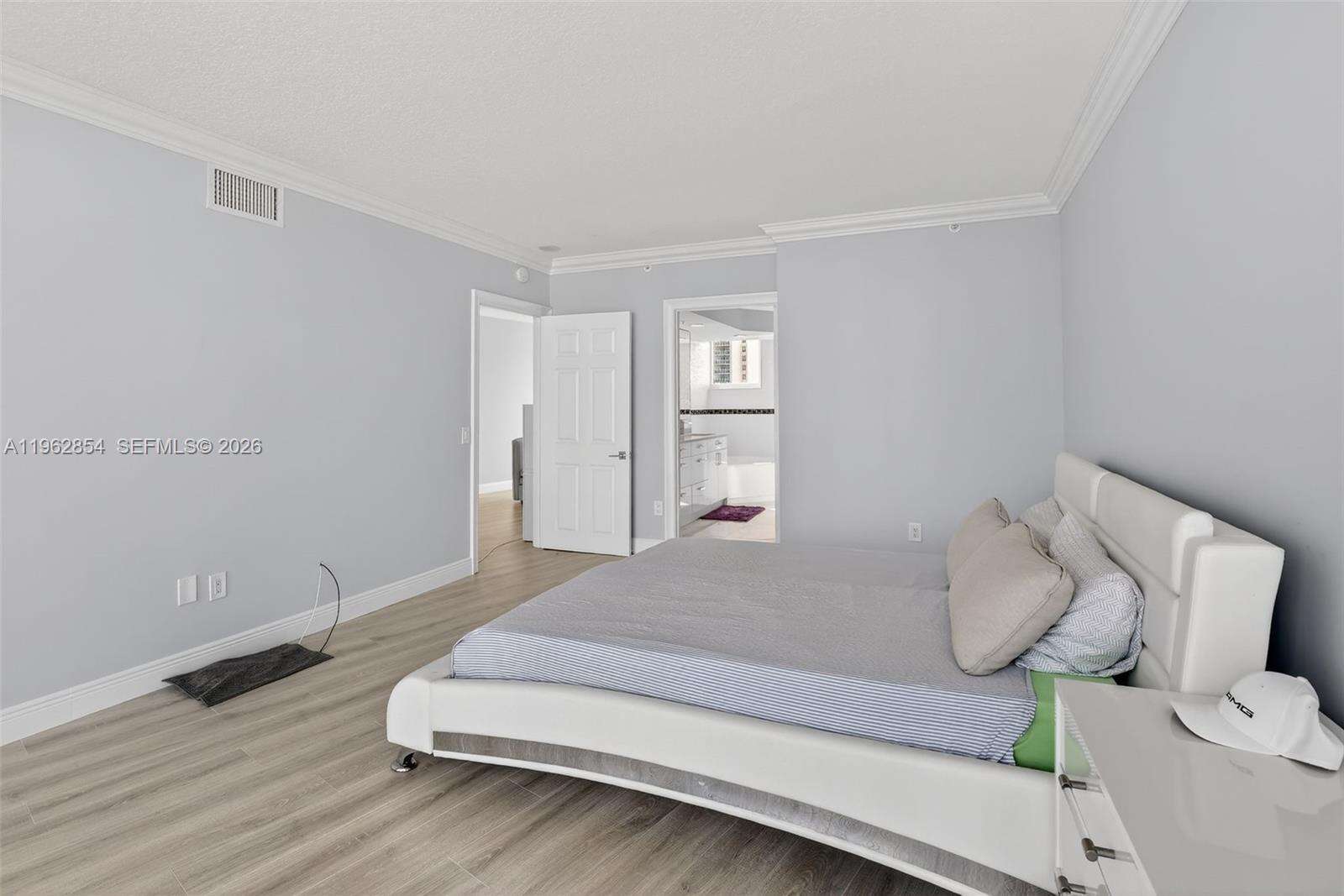 100 HIDDEN BAY - 3370 Hidden Bay Dr, Aventura, FL 33180 | Picture 21