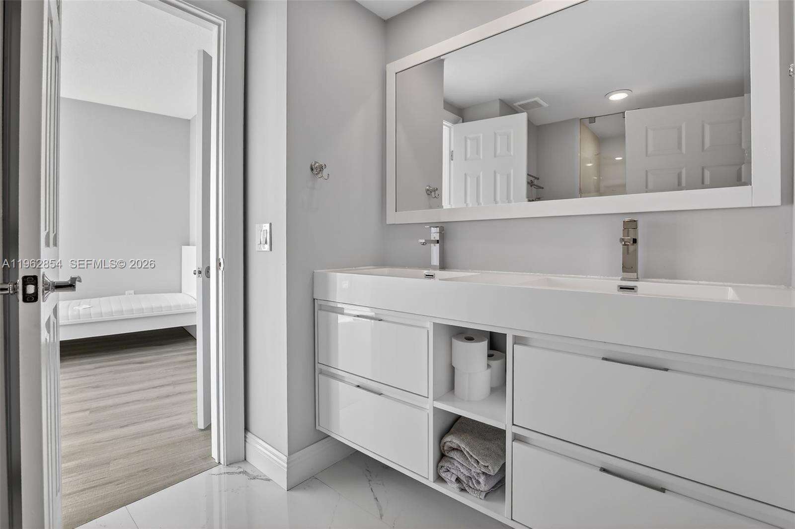 100 HIDDEN BAY - 3370 Hidden Bay Dr, Aventura, FL 33180 | Picture 32