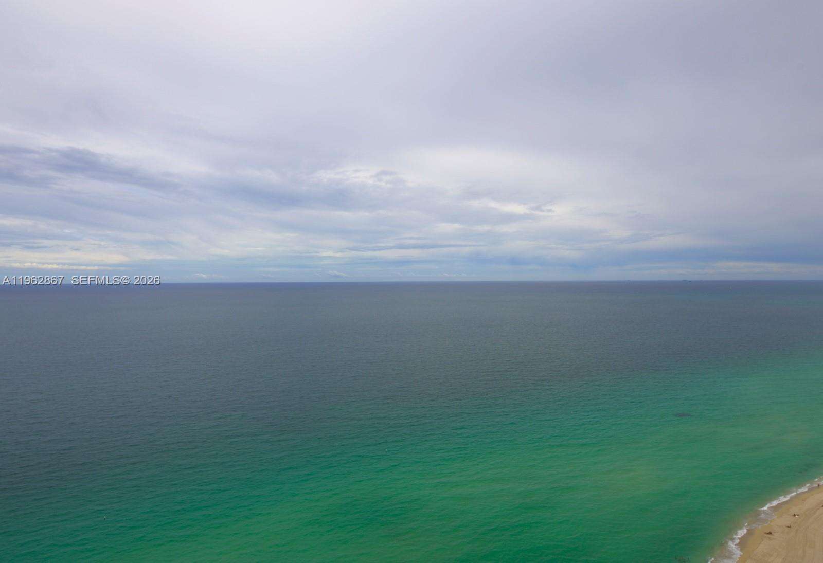 TDR TOWER I - 16001 Collins Ave, Sunny Isles Beach, FL 33160 | Picture 4