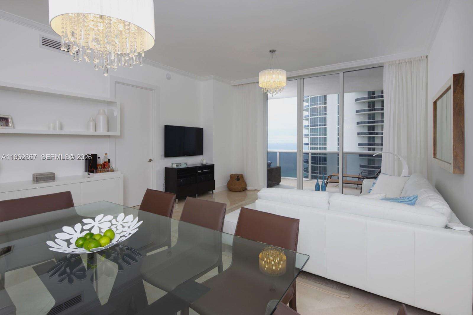 TDR TOWER I - 16001 Collins Ave, Sunny Isles Beach, FL 33160 | Picture 8