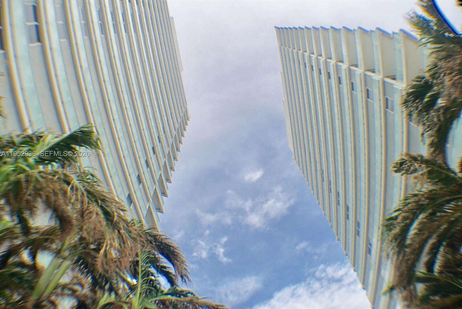 FORT LAUDERDALE RESIDENCES - 3101 Bayshore Dr, Fort Lauderdale, FL 33304 | Picture 2