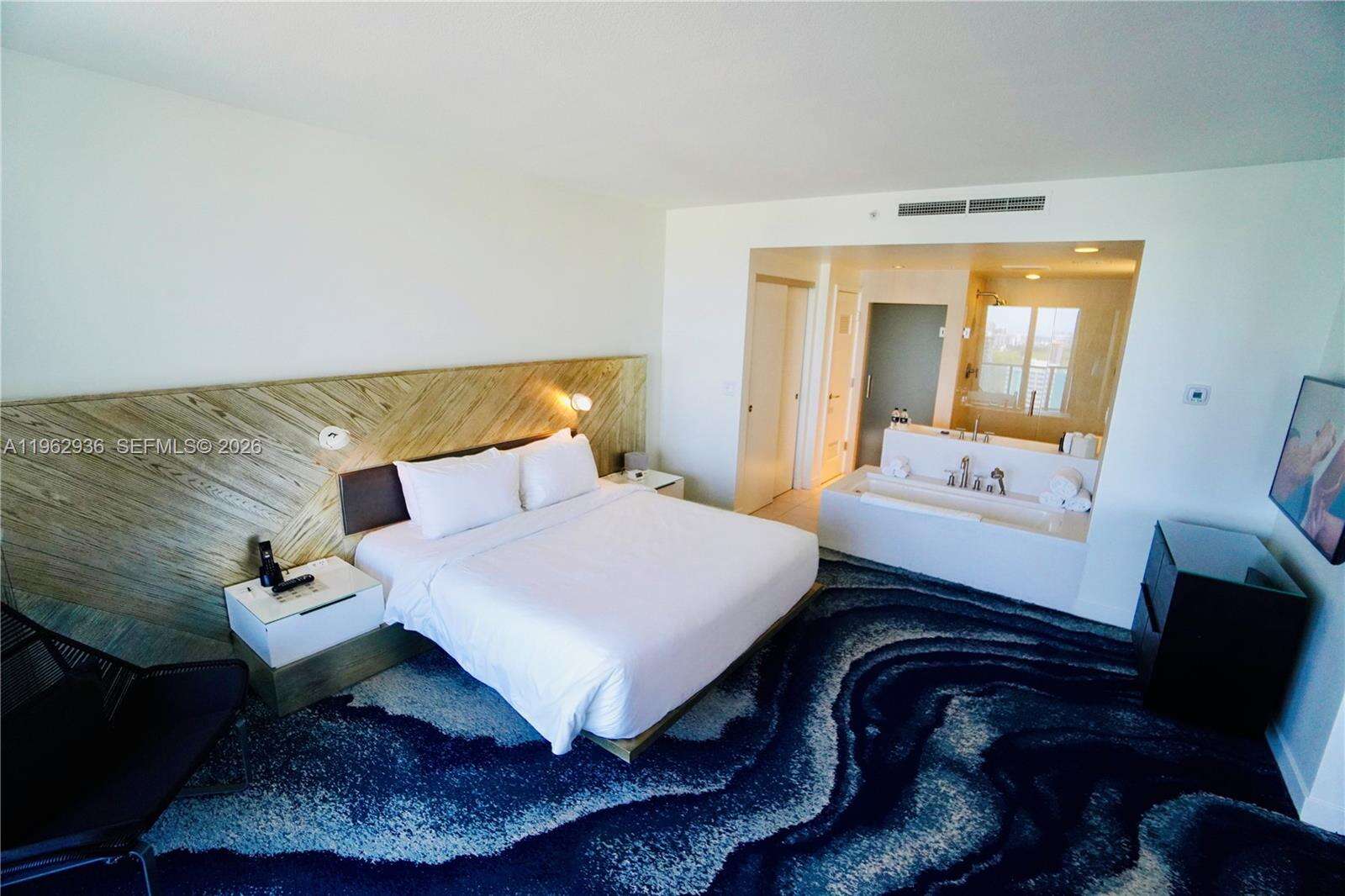 FORT LAUDERDALE RESIDENCES - 3101 Bayshore Dr, Fort Lauderdale, FL 33304 | Picture 18