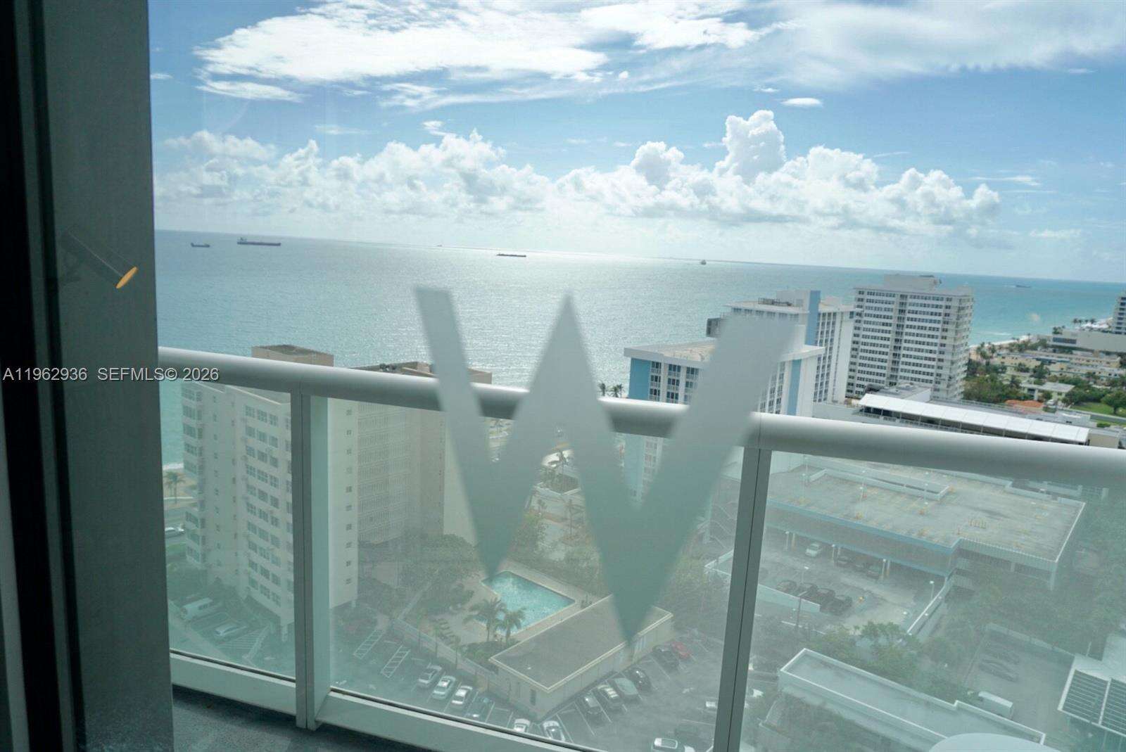 FORT LAUDERDALE RESIDENCES - 3101 Bayshore Dr, Fort Lauderdale, FL 33304 | Picture 3