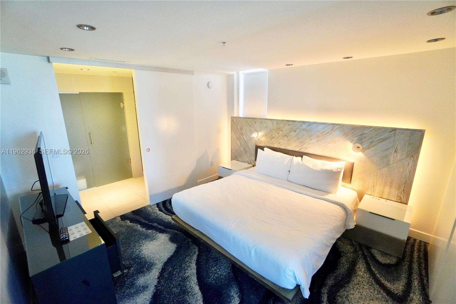 FORT LAUDERDALE RESIDENCES - 3101 Bayshore Dr, Fort Lauderdale, FL 33304 | Picture 21