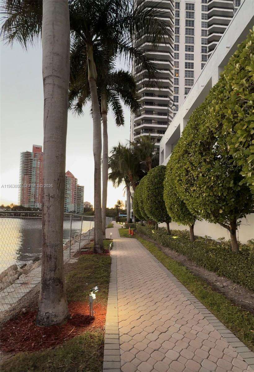 Mystic Pointe Tower 500 at Aventura, FL 33180 - For Sale photo 21
