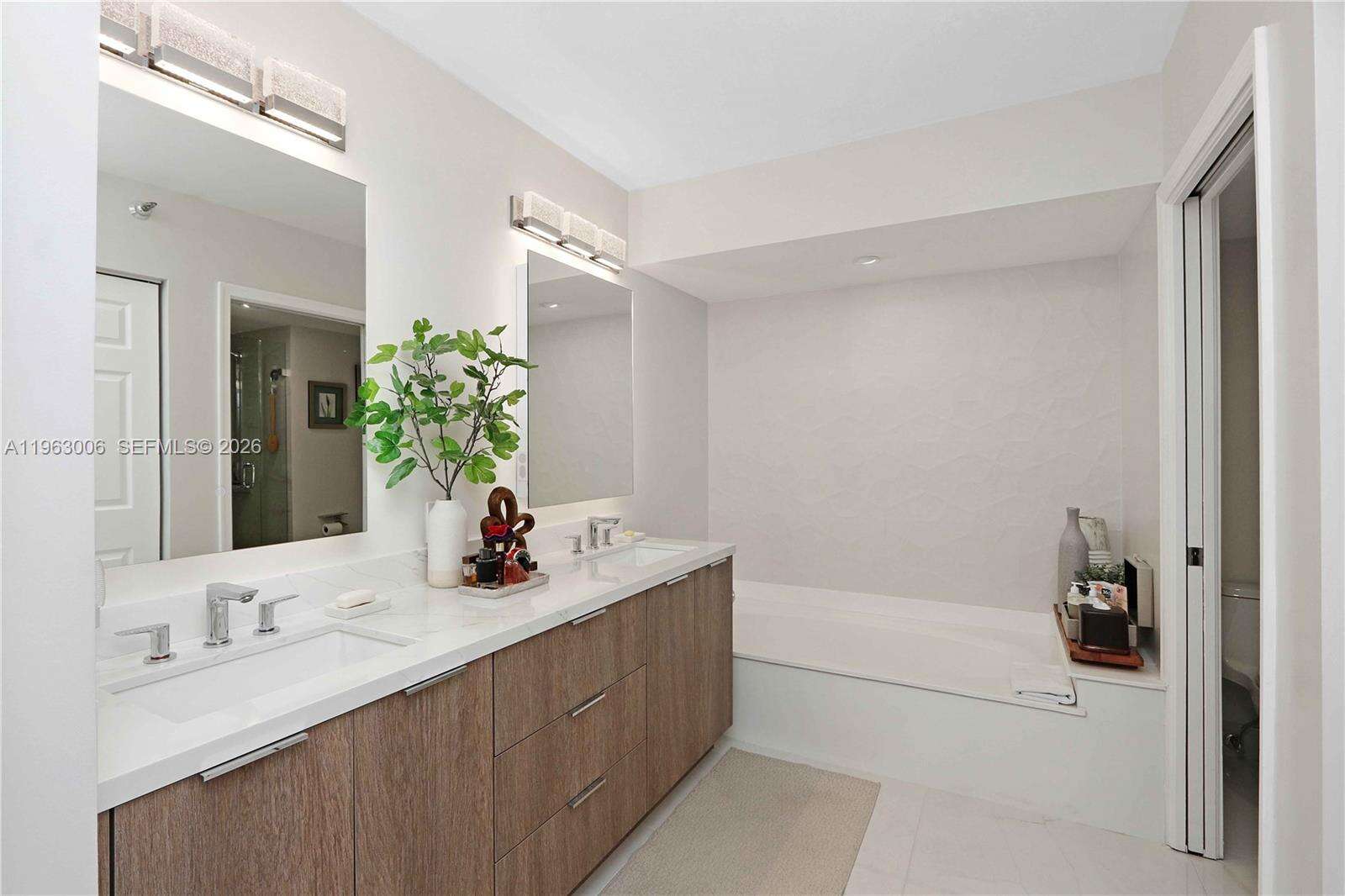 Mystic Pointe Tower 500 at Aventura, FL 33180 - For Sale photo 10
