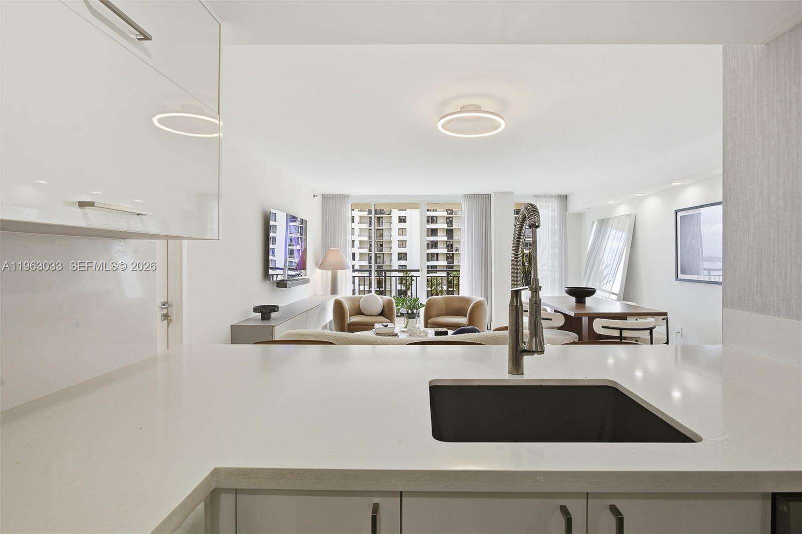Brickell Key 2 at 540 Brickell Key Dr, Miami, FL 33131 - For Sale photo 12
