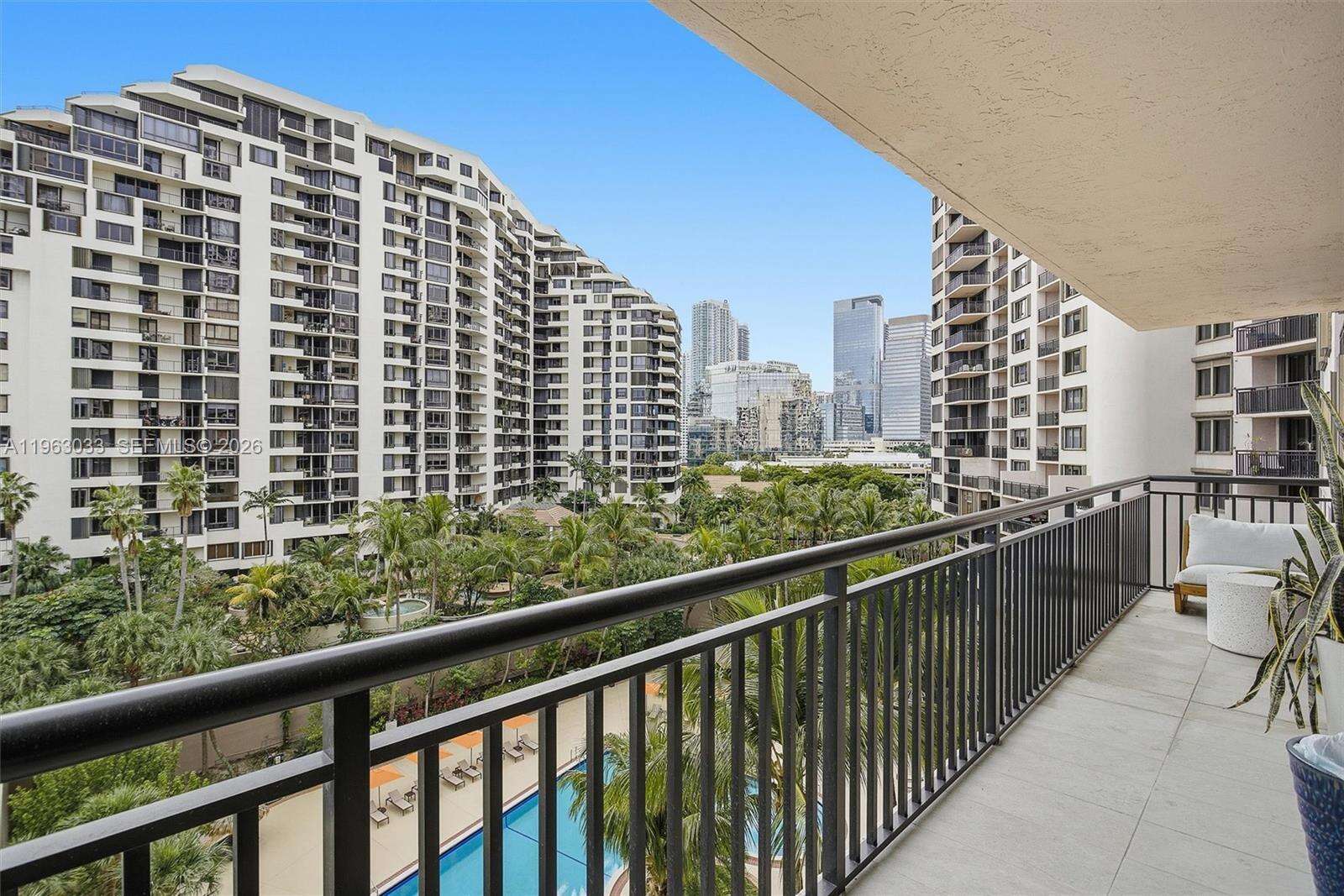 Brickell Key 2 at 540 Brickell Key Dr, Miami, FL 33131 - For Sale photo 3