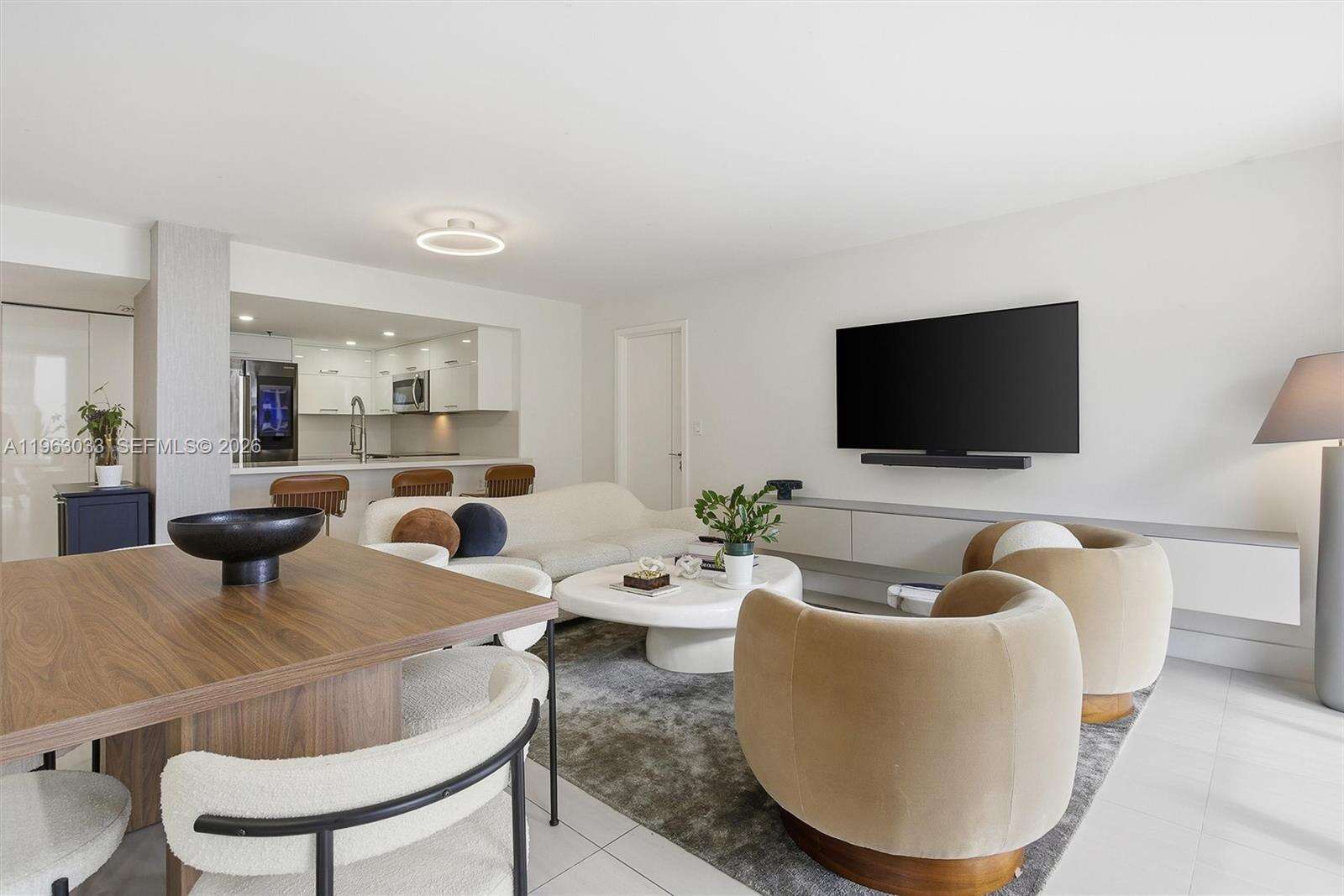 Brickell Key 2 at 540 Brickell Key Dr, Miami, FL 33131 - For Sale photo 7