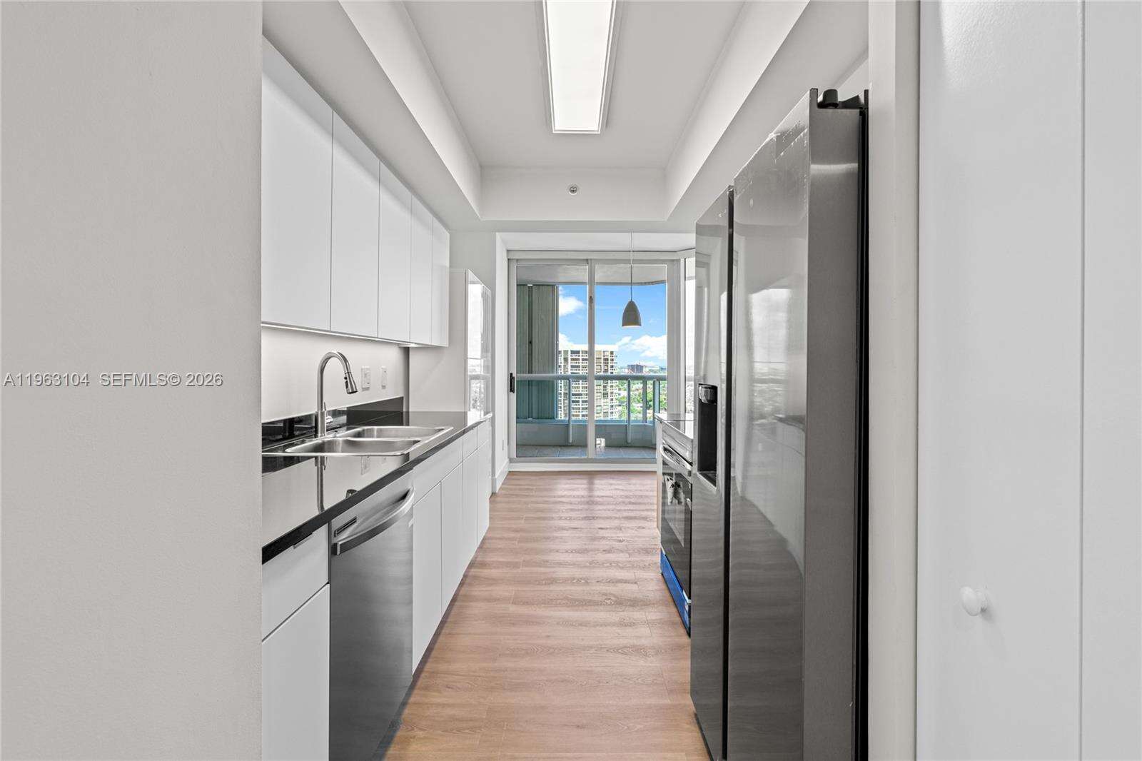 South Tower At The Point at 21055 Yacht Club Dr, Aventura, FL 33180 - For Sale photo 2