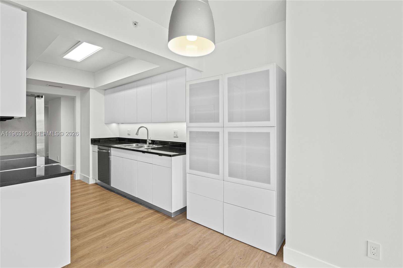 South Tower At The Point at 21055 Yacht Club Dr, Aventura, FL 33180 - For Sale photo 18