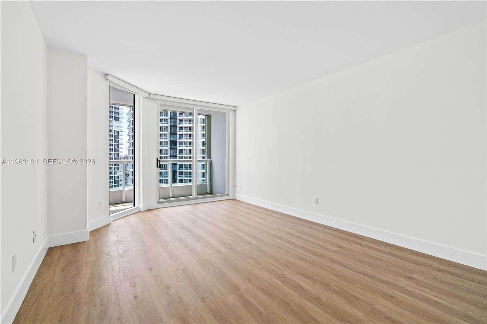 South Tower At The Point at 21055 Yacht Club Dr, Aventura, FL 33180 - For Sale photo 19